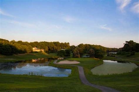 Lakeville country club - The Back Nine Club: Back Nine. 17 Heritage Hill Dr. Lakeville, MA 02347-1917. Telephone
